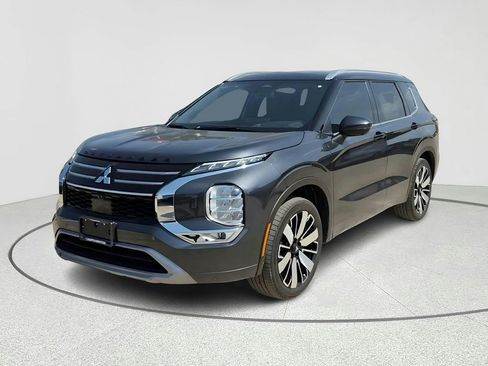 New 2025 Mitsubishi Outlander SEL image 1