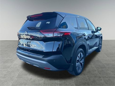 Used 2023 Nissan Rogue SV image 6