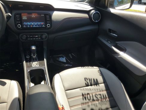 Certified 2024 Nissan Kicks SR w/ SR Premium Package FWD image 13