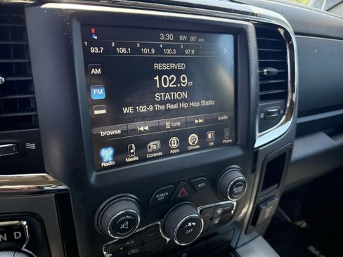 Used 2017 RAM 1500 Sport image 25