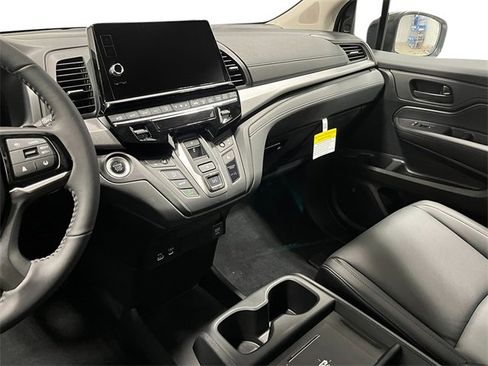 New 2026 Honda Odyssey EX-L image 17