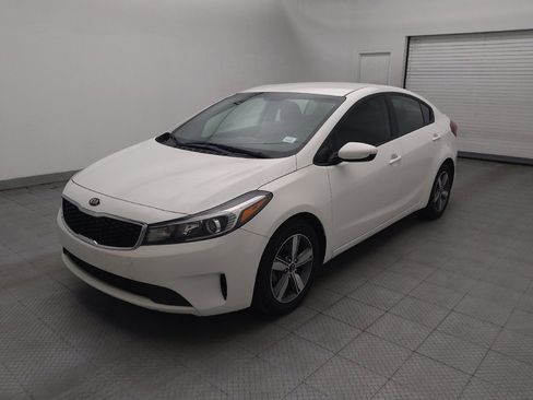 Used 2018 Kia Forte S FWD image 2