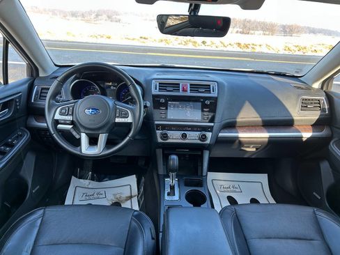 Used 2017 Subaru Outback 3.6R Limited image 16
