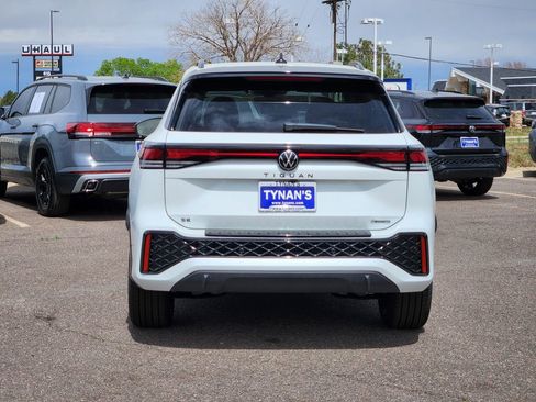 New 2026 Volkswagen Tiguan SE R-Line AWD/4WD image 6