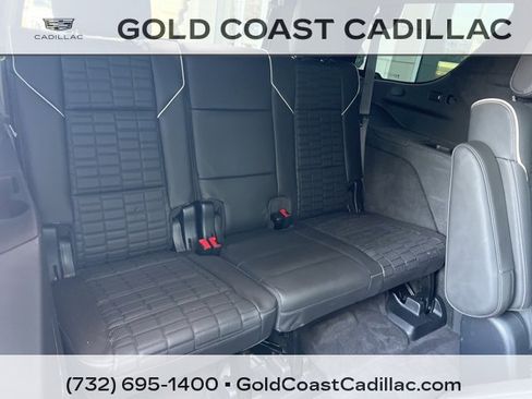 Used 2023 Cadillac Escalade Sport Platinum image 14