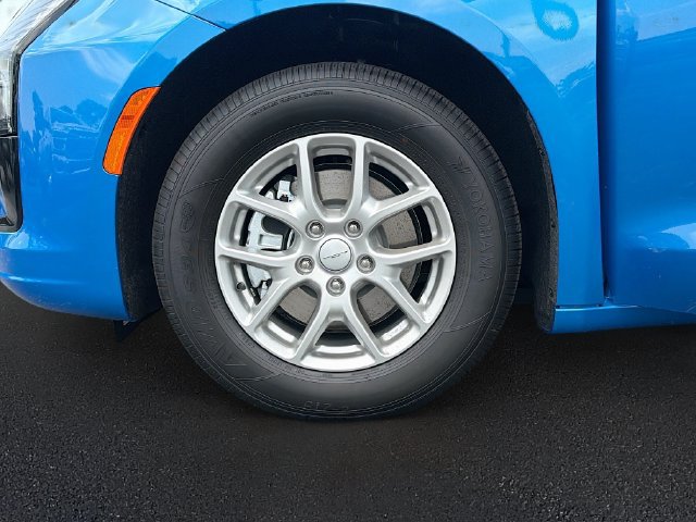 New 2027 Chrysler Pacifica Select FWD image 32