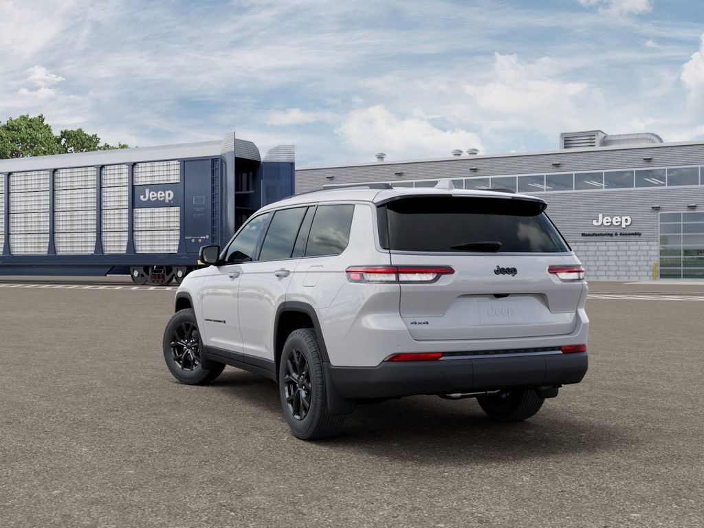 New 2026 Jeep Grand Cherokee L 4WD image 3