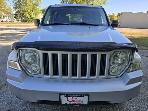 Used 2008 Jeep Liberty Sport w/ Popular Equipment Group AWD/4WD image 2