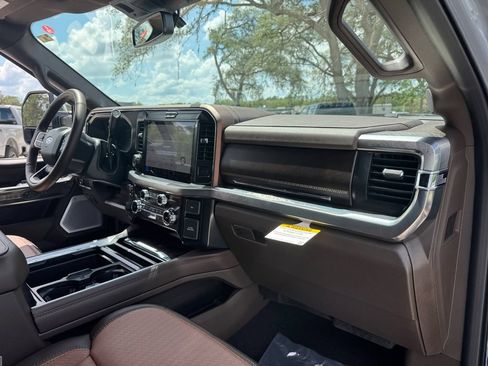 New 2026 Ford F250 King Ranch w/ Chrome Package AWD/4WD image 19
