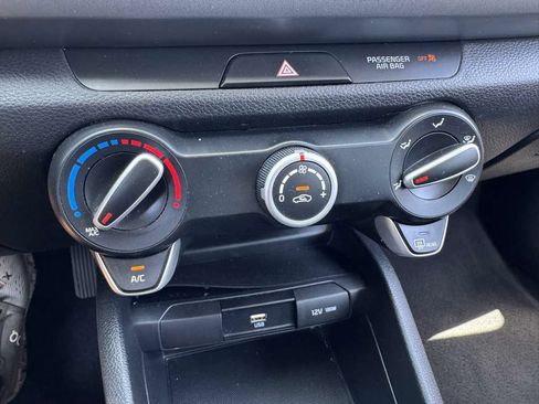 Used 2023 Kia Rio S FWD image 27