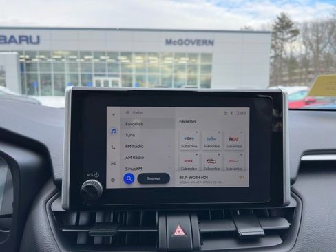 Used 2025 Toyota RAV4 XLE image 11