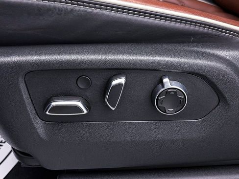 Used 2025 GMC Sierra 2500 Denali Ultimate image 23