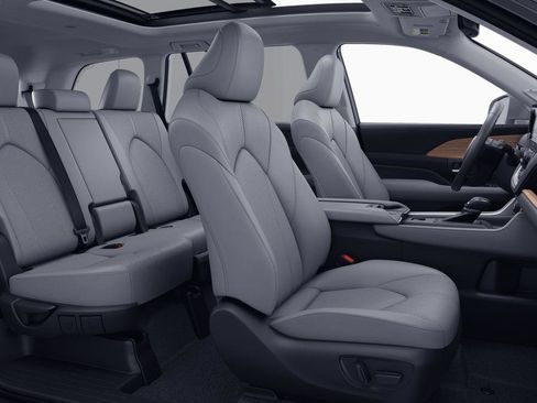 New 2026 Toyota Grand Highlander FWD image 22