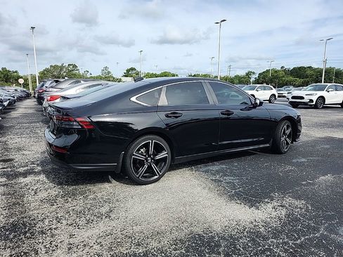Used 2023 Honda Accord Sport image 5