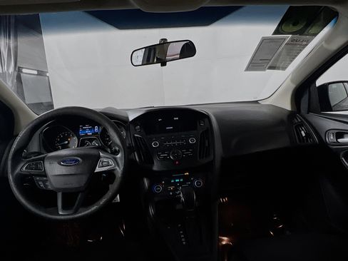 Used 2018 Ford Focus SE image 29