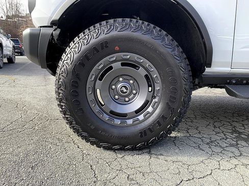 New 2025 Ford Bronco Badlands w/ Sasquatch Package image 8