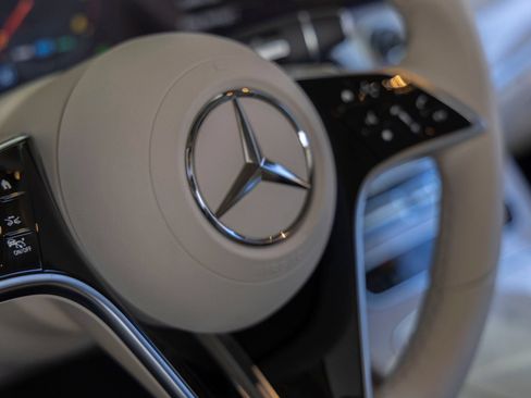 Certified 2023 Mercedes-Benz E 450 Cabriolet image 14