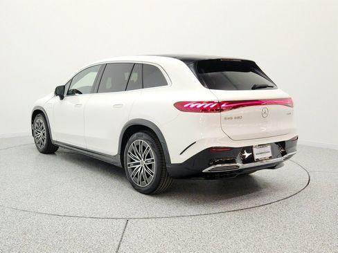 Used 2023 Mercedes-Benz EQS 580 4MATIC SUV image 7