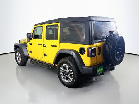 Used 2018 Jeep Wrangler Unlimited Sport image 7