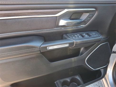Used 2025 RAM 1500 Laramie image 12