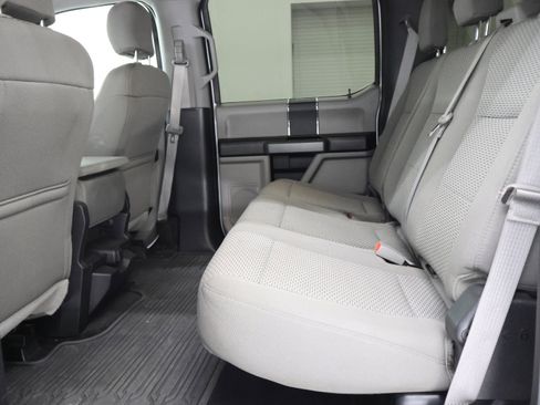 Used 2018 Ford F250 XLT AWD/4WD image 9
