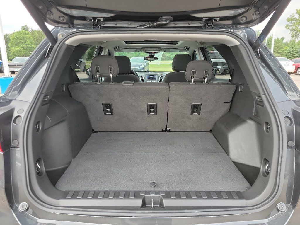 Used 2020 Chevrolet Equinox LT FWD image 31