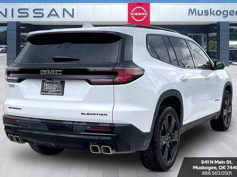 Used 2026 GMC Acadia Elevation w/ Black Edition FWD image 5