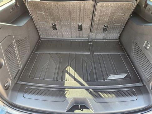 New 2026 Chevrolet Suburban LS w/ LPO, Dark Essentials Package image 24