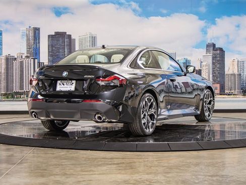 Used 2025 BMW 230i xDrive Coupe image 8