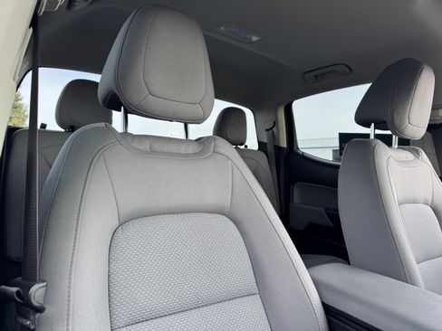 Used 2021 Chevrolet Colorado W/T w/ Custom Special Edition image 23