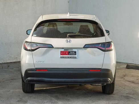 New 2027 Honda HR-V LX image 5
