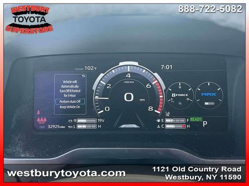 Used 2024 Toyota Tundra Limited AWD/4WD image 28