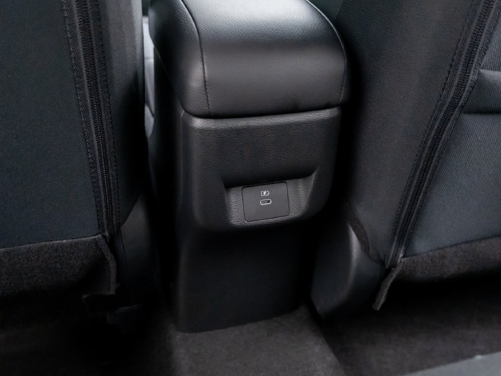 Used 2025 Nissan Versa SV FWD image 20