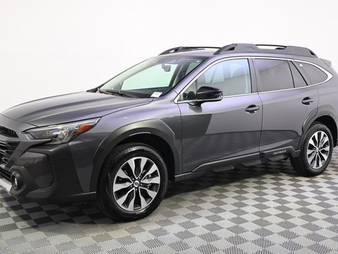 Certified 2025 Subaru Outback Limited image 2