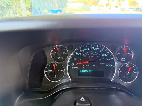 Used 2019 GMC Savana 2500 image 11