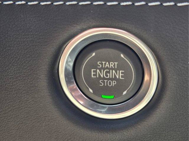 Certified 2026 Cadillac Escalade V w/ LPO, ONYX Package AWD/4WD image 30
