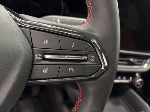 Used 2024 Chevrolet Equinox EV RS image 24