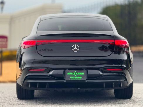 Used 2022 Mercedes-Benz EQS 580 4MATIC Sedan image 10