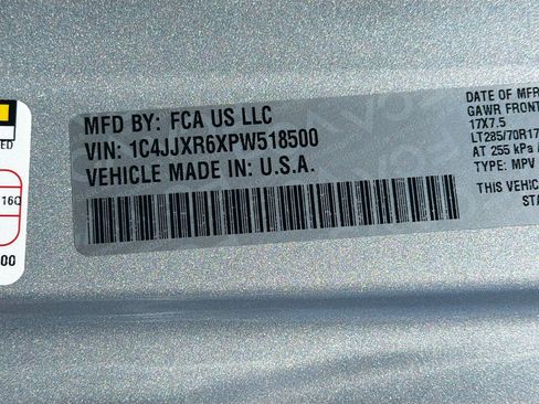 Used 2023 Jeep Wrangler Unlimited Rubicon 4xe w/ Cold Weather Group AWD/4WD image 12