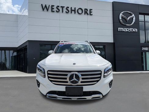Used 2025 Mercedes-Benz GLB 250 4MATIC w/ Winter Package image 8
