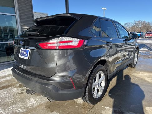 Certified 2020 Ford Edge SE image 8