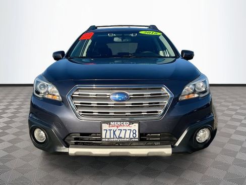Used 2016 Subaru Outback 2.5i Limited image 2