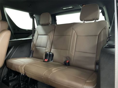 Used 2024 Chevrolet Tahoe High Country w/ Premium Package 2 image 17