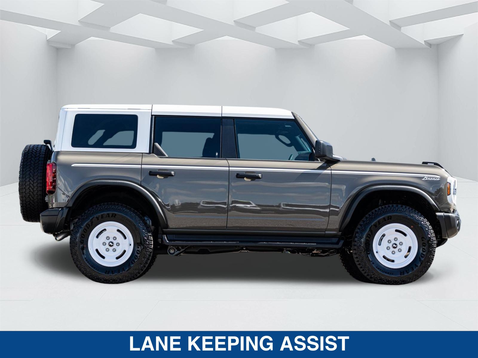 New 2026 Ford Bronco Heritage Edition AWD/4WD image 3