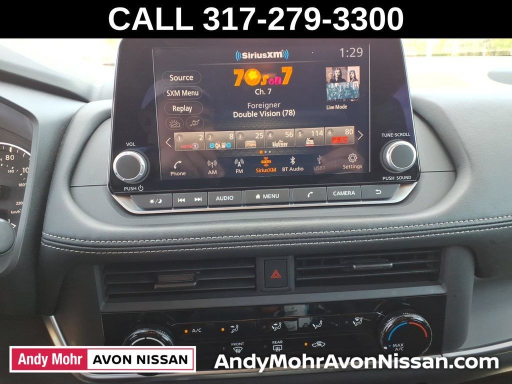 Used 2024 Nissan Rogue S AWD/4WD image 29