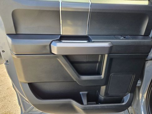 Used 2019 Ford F150 XLT w/ Equipment Group 302A Luxury image 17