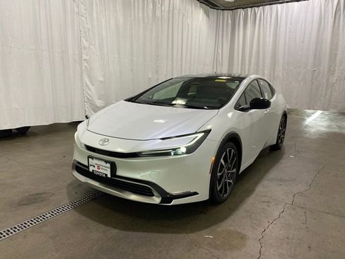 New 2026 Toyota Prius XSE image 7