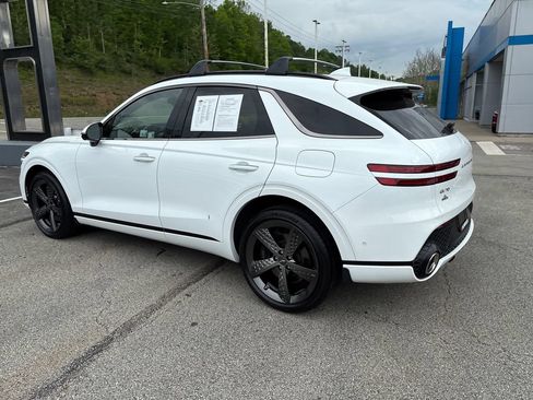 Used 2025 Genesis GV70 3.5T Sport w/ Sport Advanced Package AWD/4WD image 3