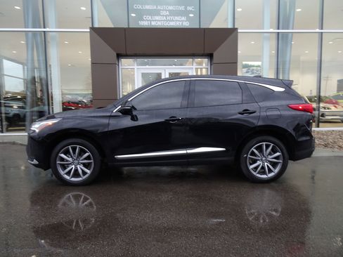 Used 2023 Acura RDX AWD w/ Technology Package image 2