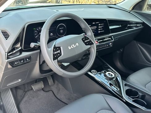 New 2026 Kia Niro Wind FWD image 19
